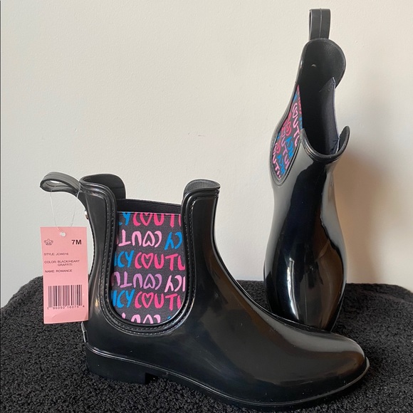 Juicy Couture Romance Black Heart Graffiti Boots - Picture 1 of 10